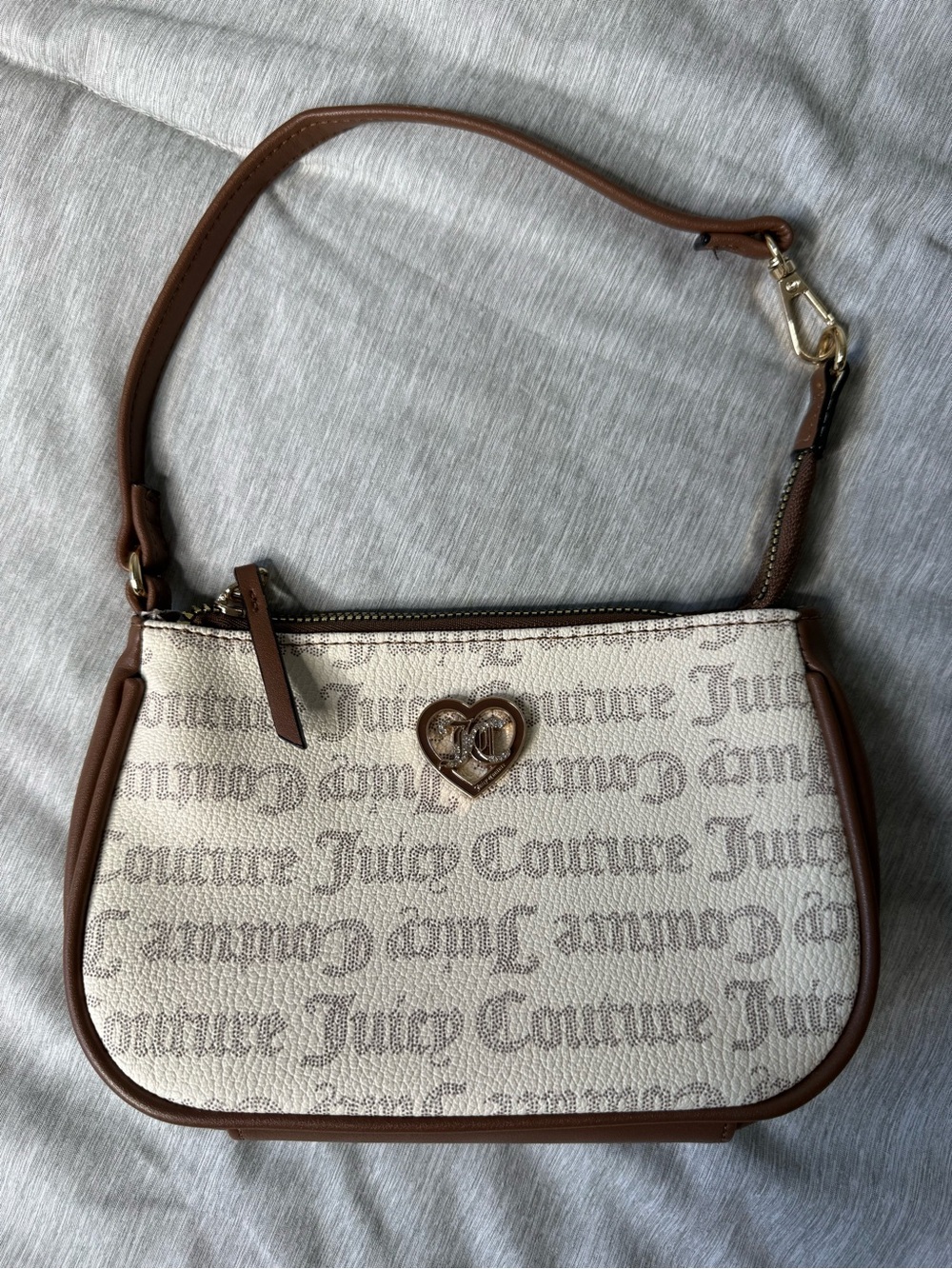 Juicy Couture Cream Logo Shoulder Bag with Brown Trim and Gold Heart